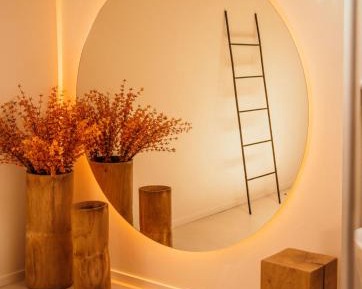 One-Bedroom Deluxe Apartment