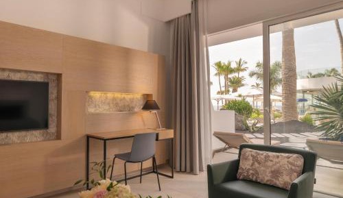Suite Garden or Pool View (2 Adults)