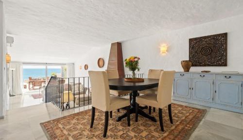 Three-Bedroom Townhouse