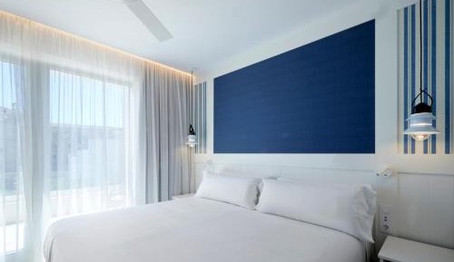 Premium Room with Terrace and Sea View