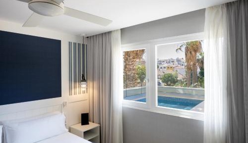 Suite with Private Pool