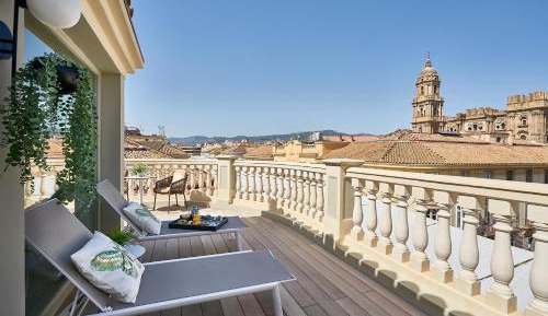 Luxe Essence View Larios