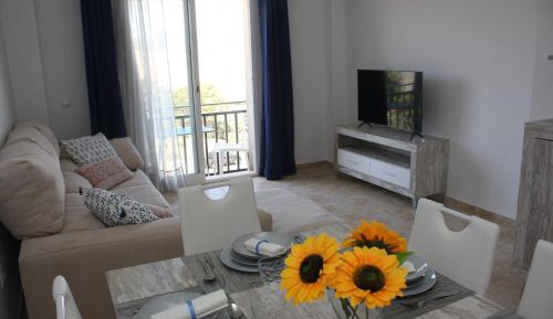 Three-Bedroom Apartment with Balcony