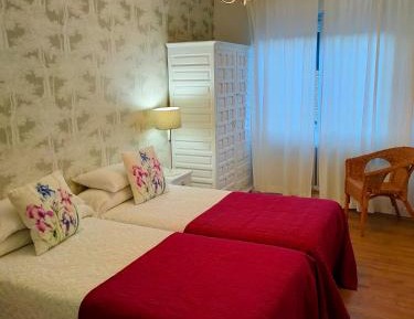 Twin Room with Bathroom