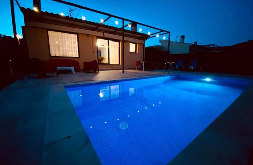Torroella de Montgri House | Holiday home with private pool