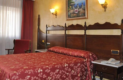 Alamedilla Hotel | Hotel Reyes Catolicos