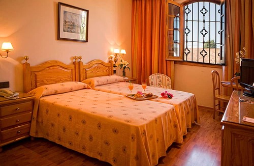Jerez de la Frontera Hotel | La Cueva Park