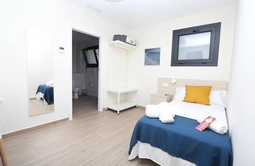 Palmones Hostel | Hostal Palmones