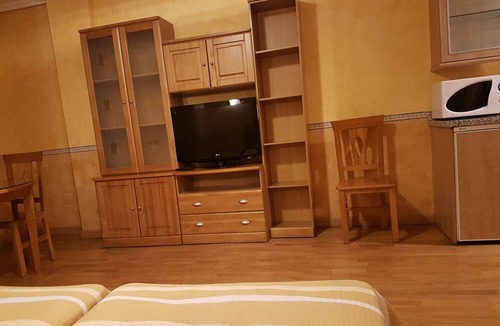 La Baneza Apartment | APH Infanta Mercedes