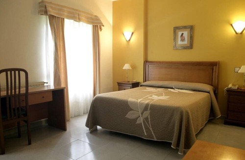 Aronces Hotel | Hotel Azpiazu
