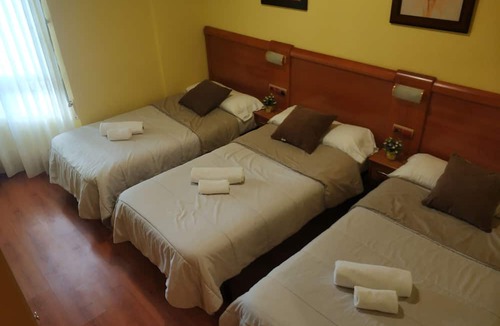 Villafria Hostel | The Hostal Iruñako