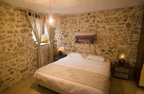 Peniscola Old Town Hostel | Hostal Dios Esta Bien
