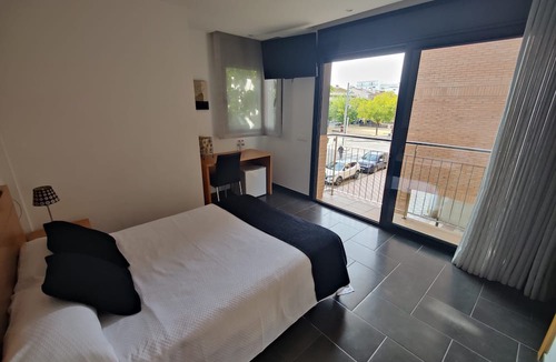 Pineda de Mar Hostel | Hostal Manel