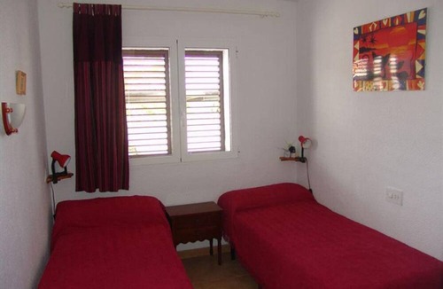 Molinell Apartment | Seaside apartment with terrace and garden view