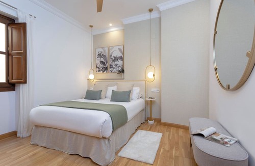 Centro - Sagrario Apartment | Charming 1bedroom Apt. in Granada. San Agustín