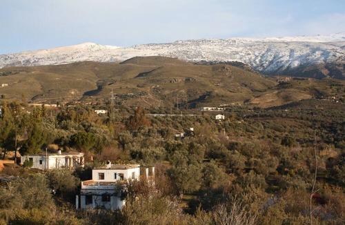 Orgiva House | Chalet 'Casita De La Huerta' with Mountain View, Shared Pool and Wi-Fi