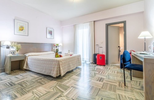 Loja Hotel | Area Manzanil
