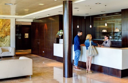 Deva Hotel | Oca Palacio de la Llorea Hotel & Spa