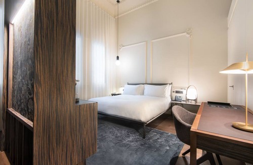 El Arenal Hotel | Hotel Mercer Sevilla 5 GL