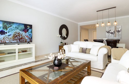 San Pedro de Alcantara Apartment | San Pedro Beachside Luxury – Terrace & Pool