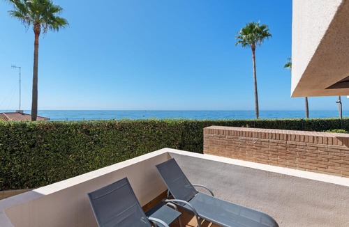 New Golden Mile Apartment | Luxury 3 Bedrooms, Private Heated Pool - EHHouse