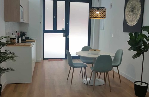 San Vicente Apartment | Carmen Street, Seville, Historic Center B3