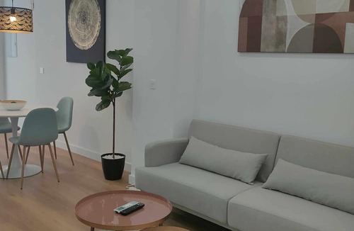 San Vicente Apartment | Carmen Street, Seville, Historic Center B3