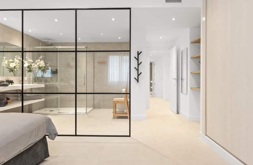 Puerto Banus Apartment | Apartment in Playas del Duque for 6 people | Casa Cadiz 101