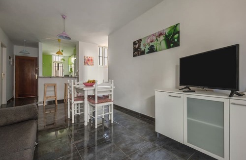 Las Caletillas Apartment | Holiday Apartment 'Casa Caletillas' close to the Beach with Wi-Fi & Balcony