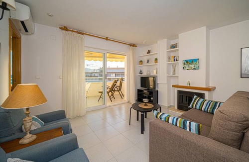 Altea Apartment | Apartment Costa Bella close to the Beach with Shared Pool & Wi-Fi