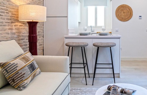Feria Apartment | Genteel Home Feria V