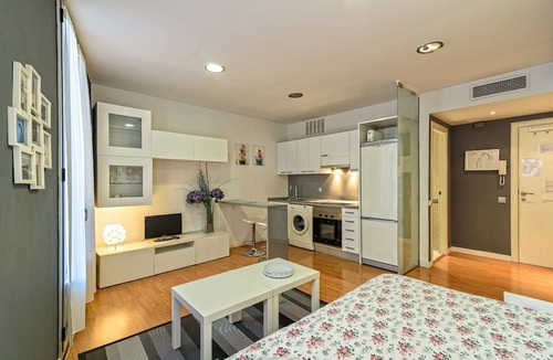 Badalona Apartment | Loft in Central Badalona