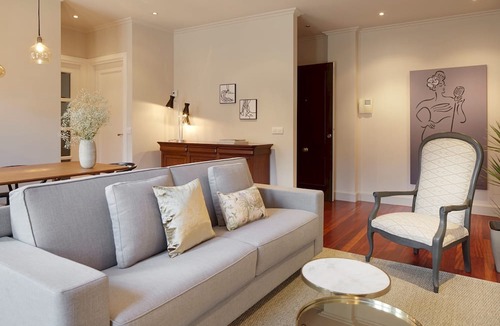 San Sebastian Centro Apartment | Garibay Terrace by FeelFree Rentals