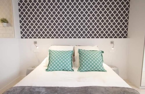 Golden Triangle of Art Apartment | Deluxe Loft By The Prado Museum
