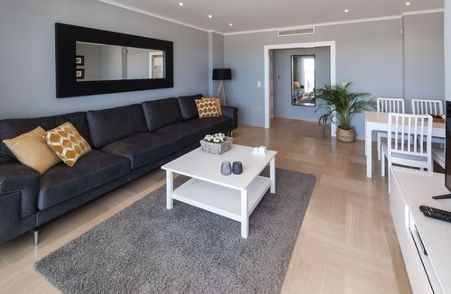 Playa de Gandia Apartment | Cosy apartment decorated, with wifi, in front of the beach, High speed wifi 150mbs - only families