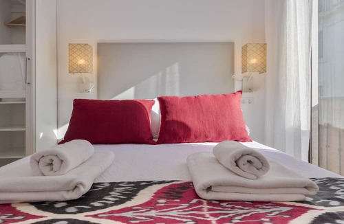 El Arenal Apartment | Genteel Home Cabildo III