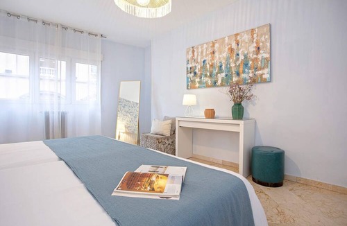 Centro - Sagrario Apartment | Genteel Home Tablas - Four Bedroom Apartment, Sleeps 8
