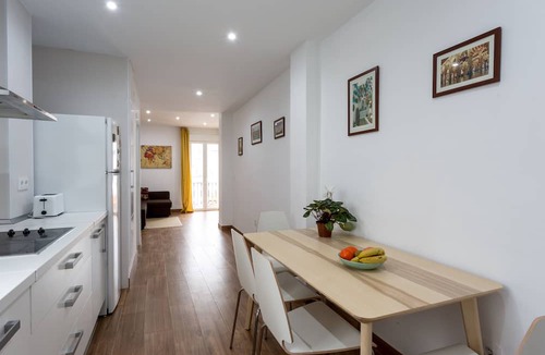 San Francisco-Ribera Apartment | Viento de Corredera - Apartment in the historic center