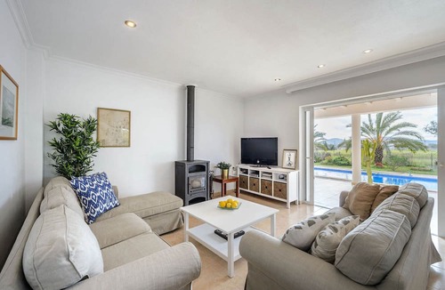 Sant Josep de sa Talaia House | Villa Suki: Outstanding location and value