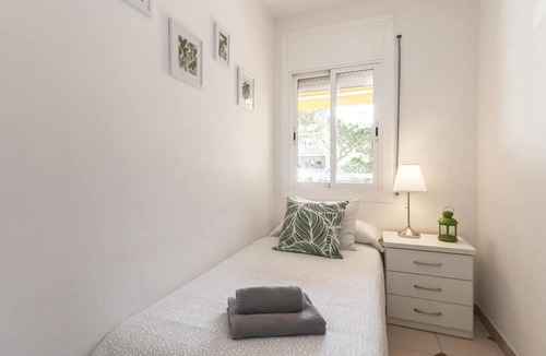 Castelldefels Apartment | POOL BBQ APARTMENT in CASTELLDEFELS