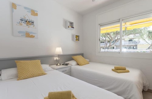Castelldefels Apartment | POOL BBQ APARTMENT in CASTELLDEFELS