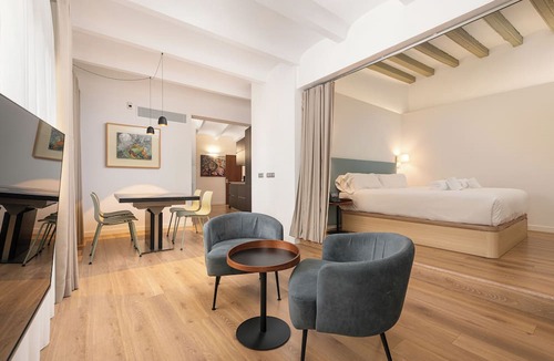 Old Town Apartment | Can Rubi - Turismo de Interior