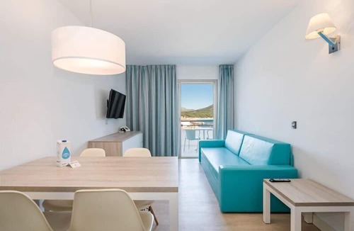 Cala Agulla Apartment | Aparthotel THB Guya Playa