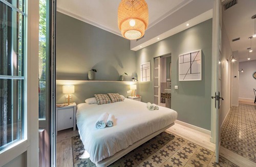 L'Antiga Esquerra de l'Eixample Apartment | Habitat Apartments Alaia