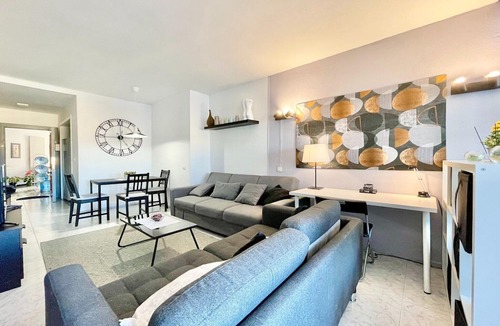 Torremolinos City Centre Apartment | Apartment in Torremolinos near Beach