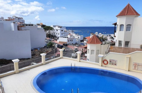 La Caleta Apartment | Bahia La Caleta - Apartment for rent