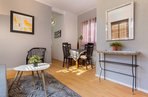 Encarnacion-Regina Apartment | Apartment 'Ático En El Corazón De Sevilla' with Wi-Fi and Air Conditioning