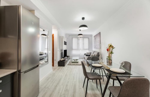 San Cristobal de La Laguna Apartment | Vacation Apartment 'Laguna Confort' with Wi-Fi