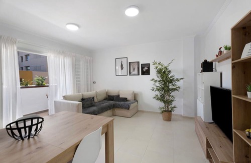 Los Gomez Apartment | Vacation Apartment 'Apartamento Opuntia' with Mountain View, Balcony and Wi-Fi