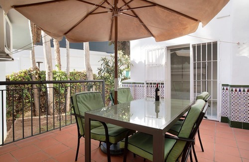 Carihuela Apartment | Apartment "Don Juan Manuel" with Shared Pool & Wi-Fi